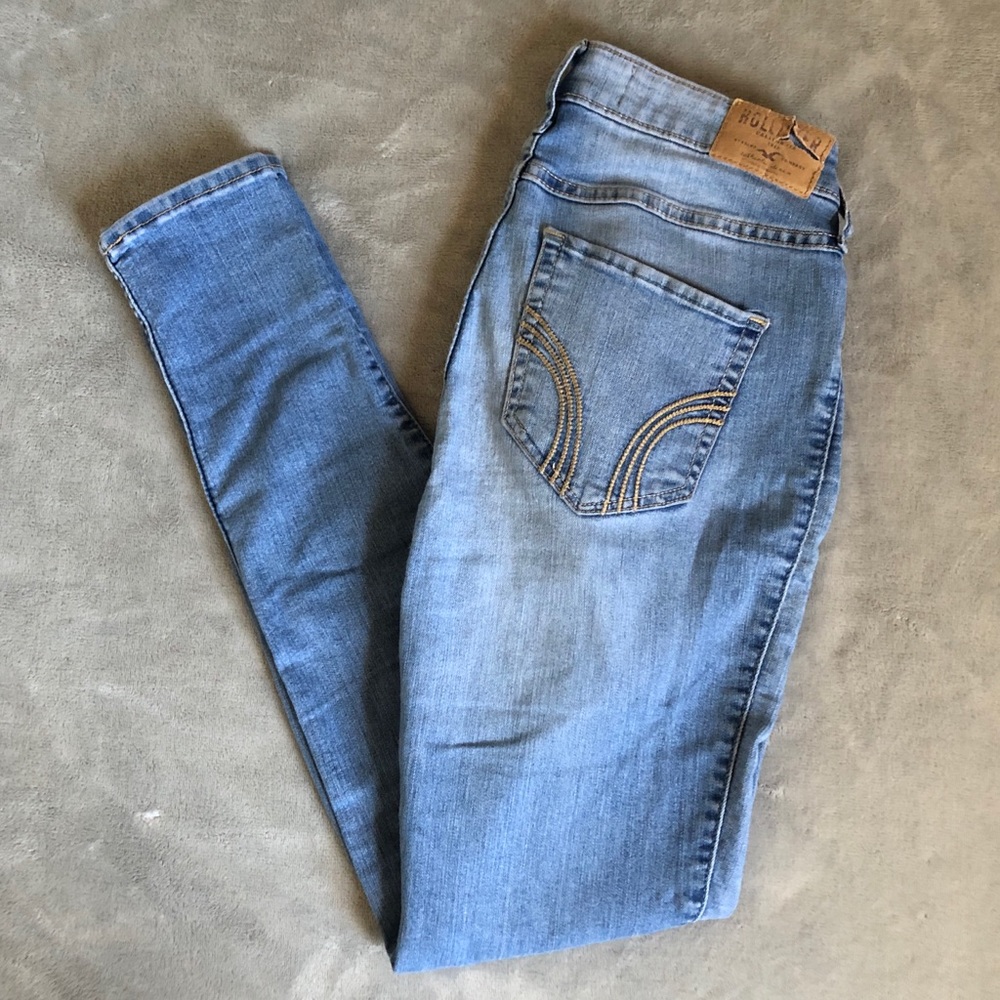 Hollister Super Skinny Highrise Jeans